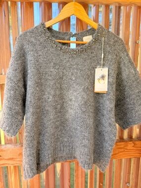 Cyrus Fuzzy Knit Sweater NWT Gray Soft Cozy Crewneck Pullover